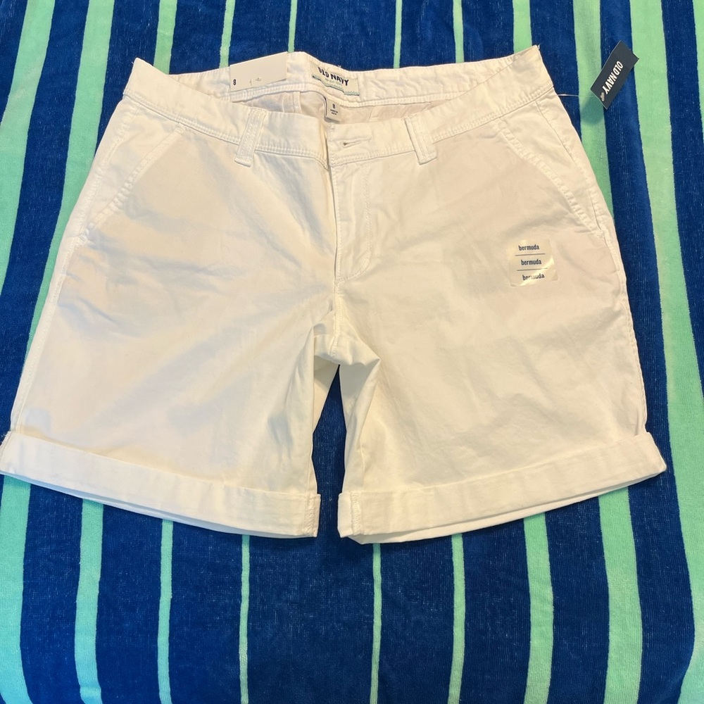 New with tags, Old Navy White Bermuda Shorts,